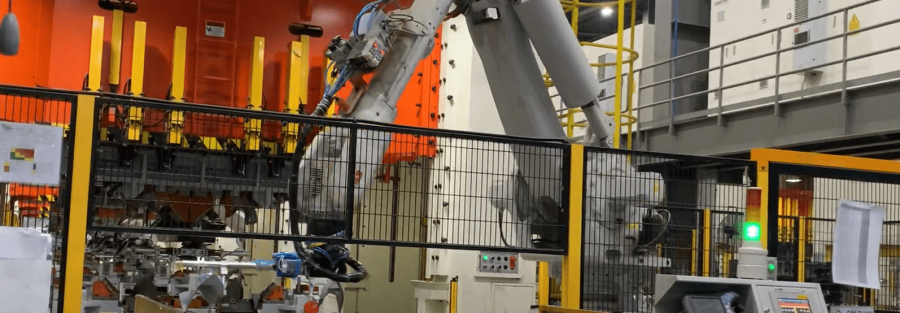 He thong chuyen phoi cho line may dap lien hoan bang robot min