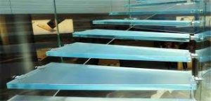 Kính Nổi: Bí Quyết Tạo Nên Vẻ Đẹp Hiện Đại Và Bền Vững Trong Kiến Trúc 2 Kính nổi được sử dụng phổ biến trong xây dựng và sản xuất (nguồn: Internet).