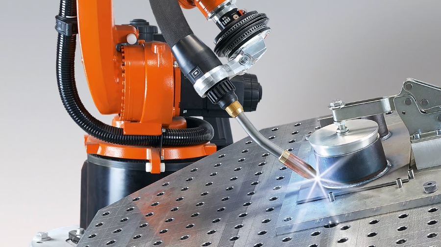 Robot Hàn Công Nghiệp Tự Động - Giải pháp đổi mới cho doanh nghiệp sản xuất 4 Robot Hàn hồ quang KUKA