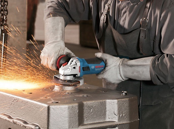 Có thể mài và đánh bóng các vật liệu khác nhau