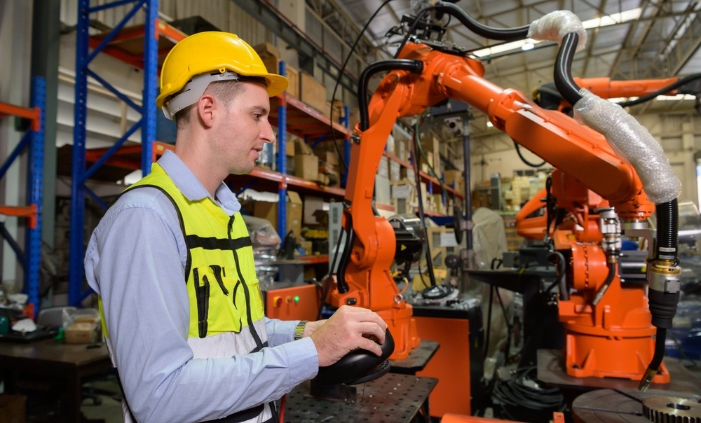 Vai trò của cánh tay robot trong sản xuất hiện đại