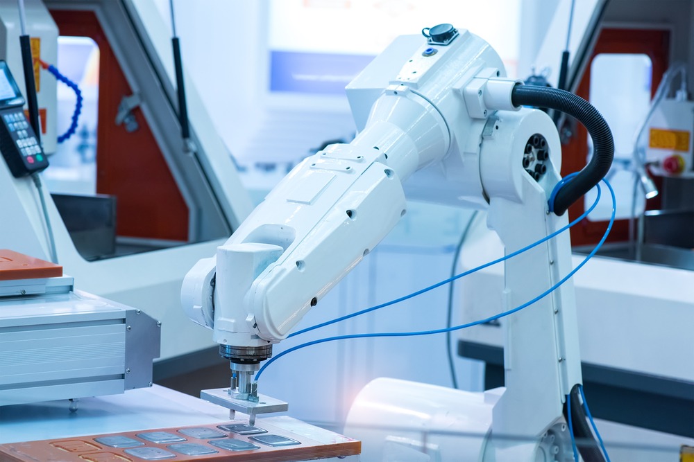 Robot lắp ráp linh kiện điện tử