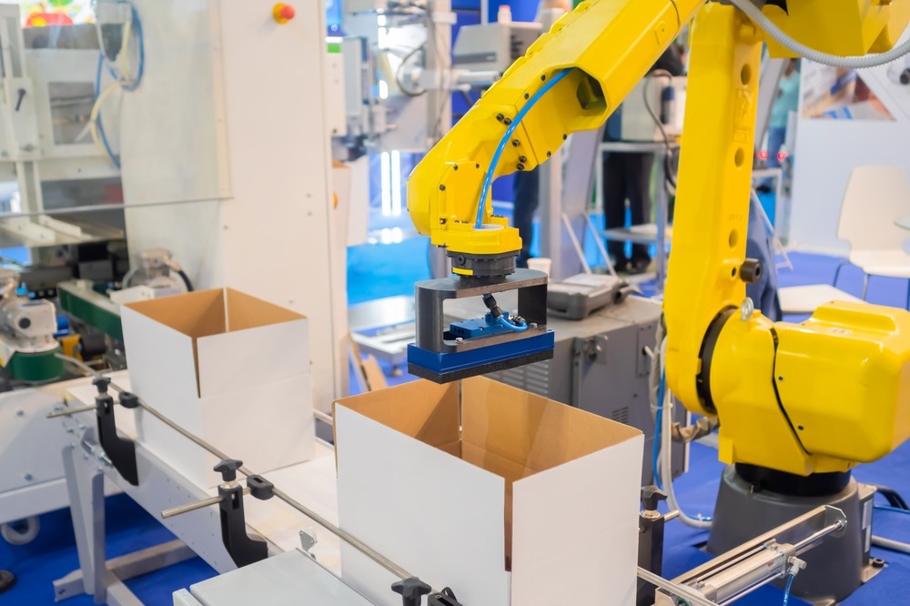 Giải pháp robot công nghiệp: Tối ưu hóa sản xuất cho doanh nghiệp 7 robot dong goi trong nha may packaging robot
