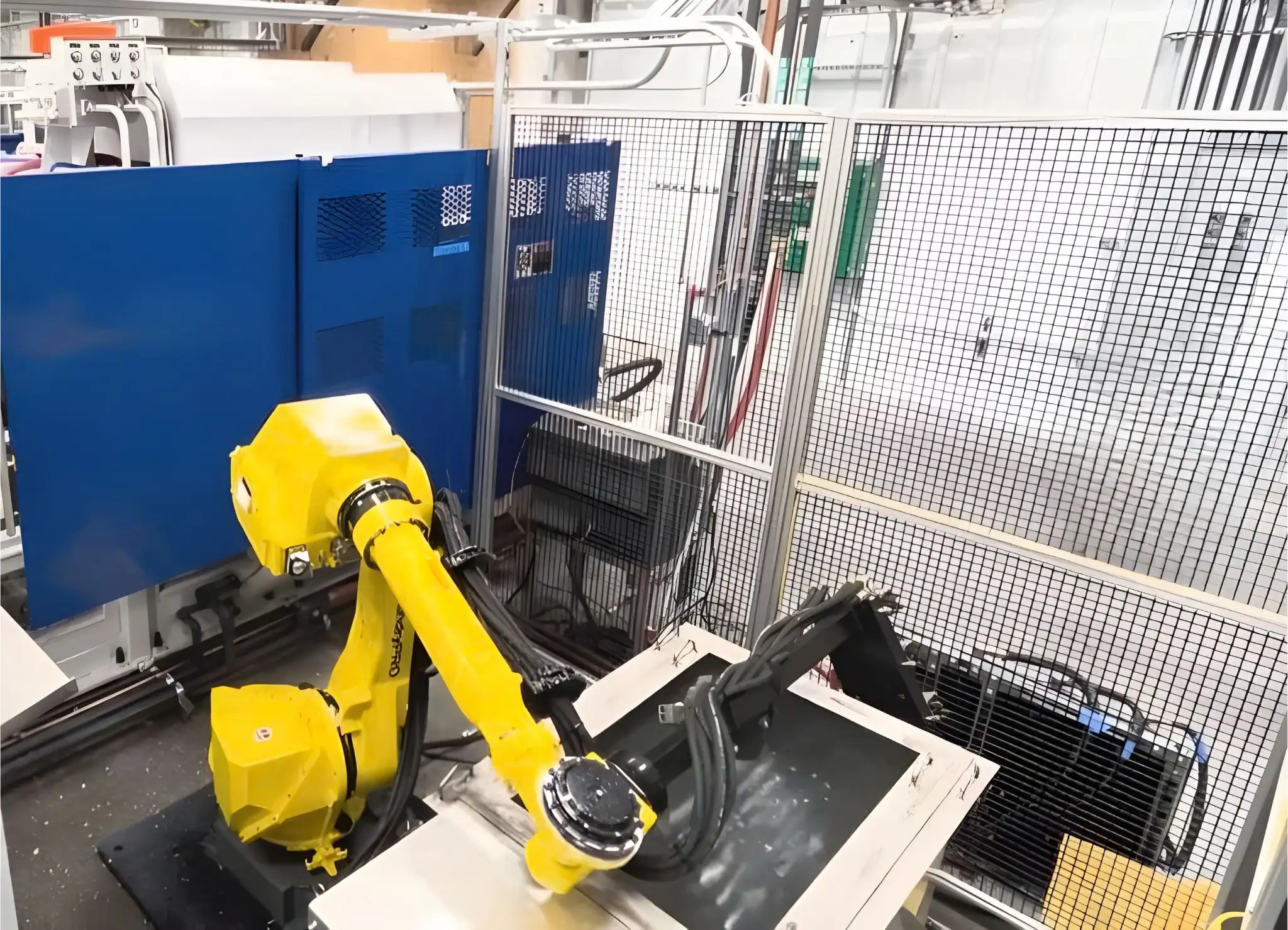 Ứng dụng robot trong ngành rèn và đúc kim loại