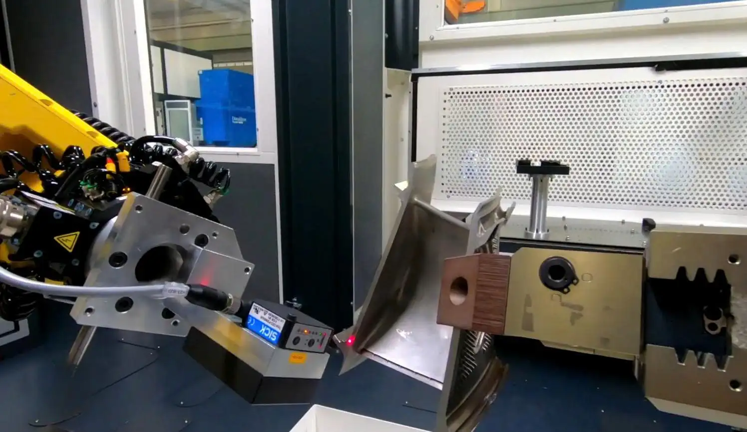 Tại sao ứng dụng robot mài nhẵn sản phẩm lại quan trọng? 3 Tại sao ứng dụng robot mài nhẵn sản phẩm lại quan trọng?