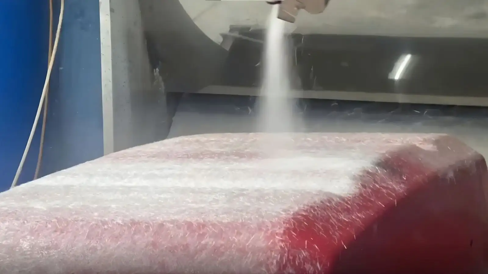 Hệ thống phun sợi thủy tinh FRP cắt nhỏ 2 Quá trình phun sợi thủy tinh FRP