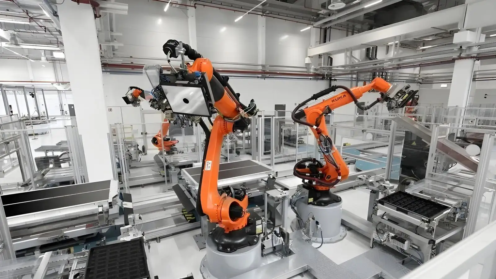 Robot tự động gắp và chuyển sản phẩm